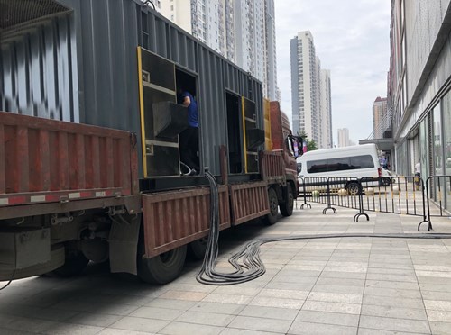 岳普湖柴油发电机空气滤清器在不同季节的更换周期是否有差异？
